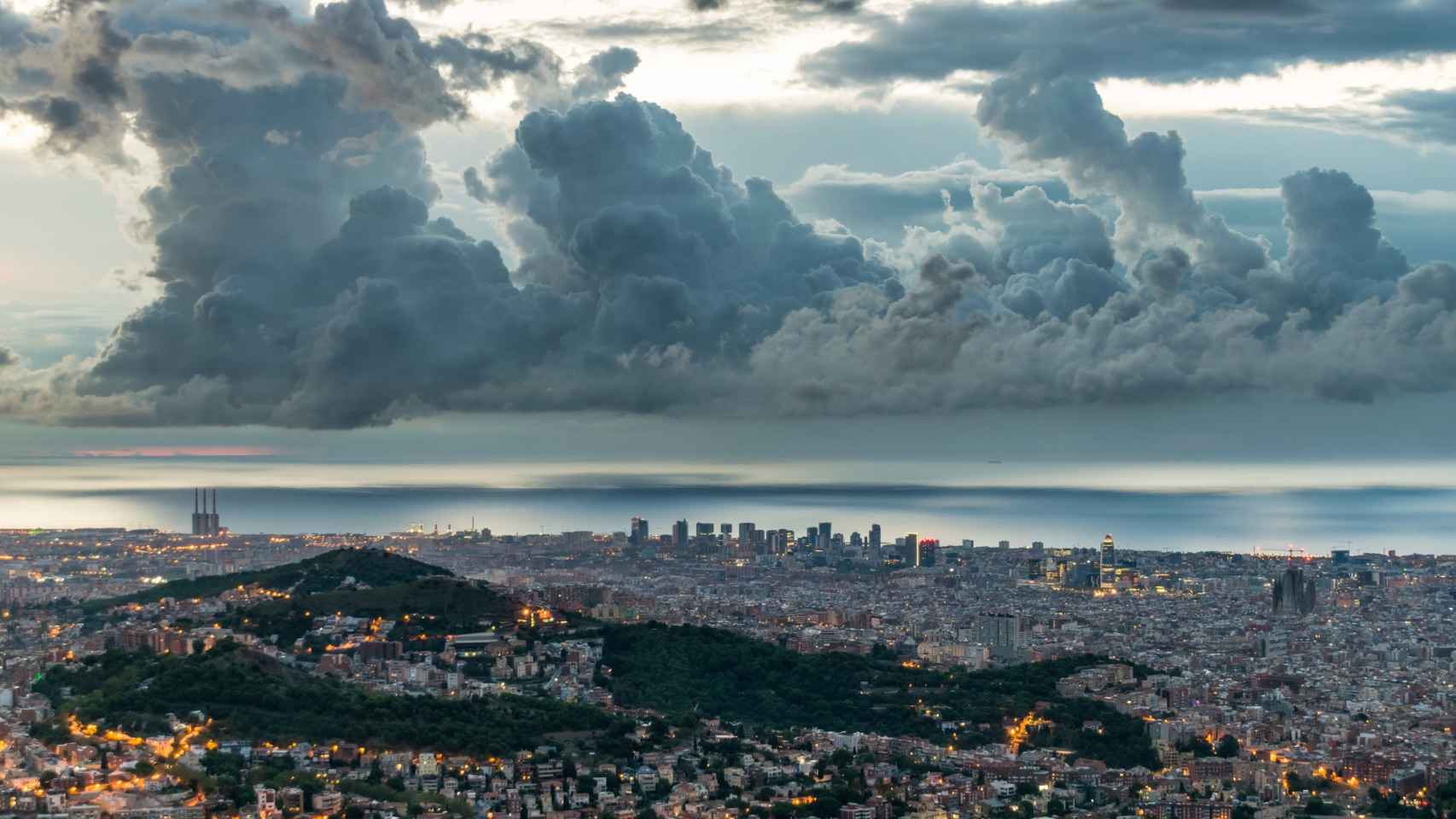 Llega una vaguada de aire frío a Barcelona: lluvias y caída de las temperaturas este septiembre