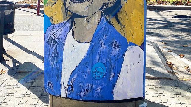 Así ha quedado el mural repintado de Raffaella Carrà tras el ataque homófobo de finales de agosto / TV BOY