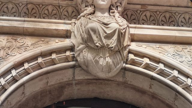 Detalle de la casa señorial para Mercedes Torras en Rambla de Catalunya / INMA SANTOS