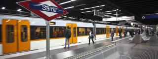 Imagen de un ferrocarril en la estación de Sarrià / FGC