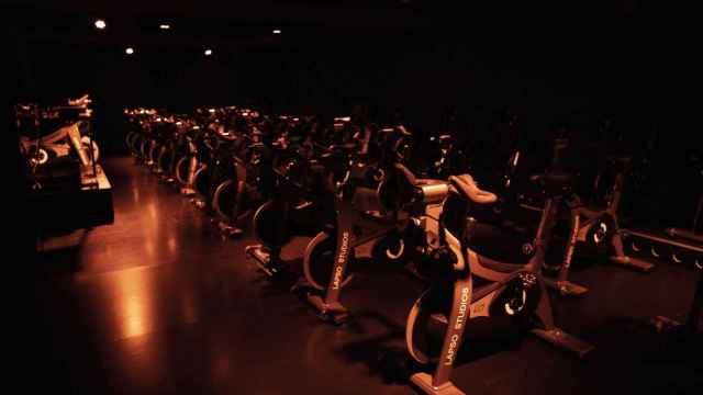 Lapso Studios, la revolución del 'indoor cycling' para pedalear a todo ritmo en Barcelona / CEDIDA