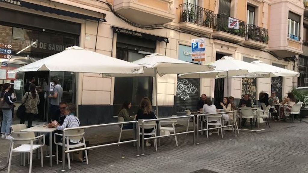 La terraza del bar Tomás, en Sarrià / METRÓPOLI - DF