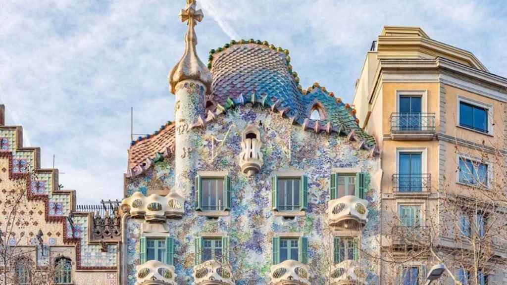 la-casa-batll-de-barcelona-se-podr-visitar-gratis-y-de-noche-este