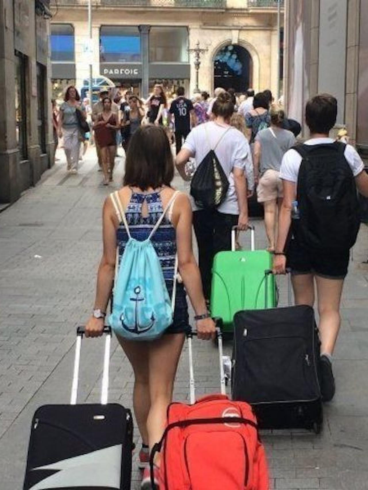 Visitants a Barcelona, usuaris de pisos turístics / METRÓPOLI