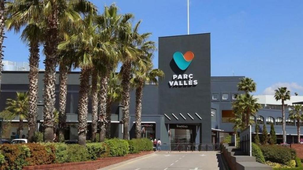 Complejo de ocio Parc Vallès en Terrassa / PARC VALLÈS