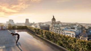 Zona de agua en la azotea del hotel Mandarin Oriental de Barcelona / Cedida