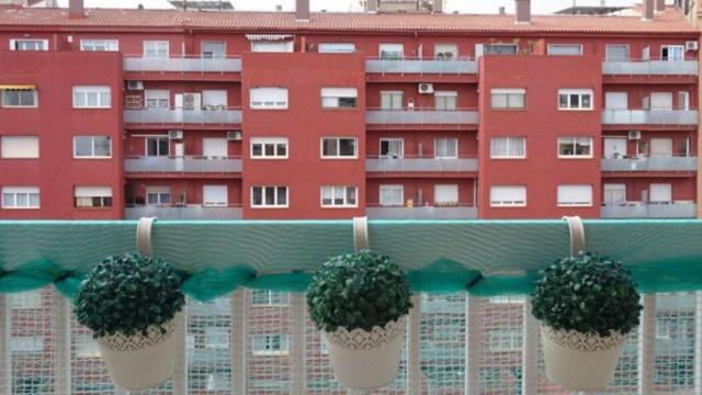 Bloque de viviendas en Ciutat Meridiana de Barcelona