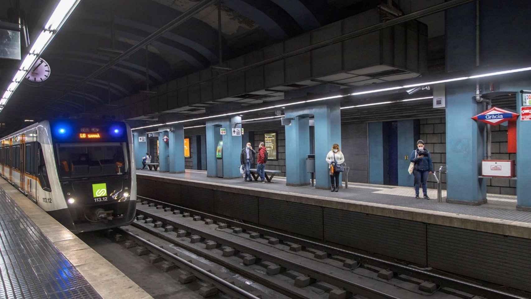 La demanda cae un 12% durante el primer día de huelga en los ferrocarriles catalanes (FGC)