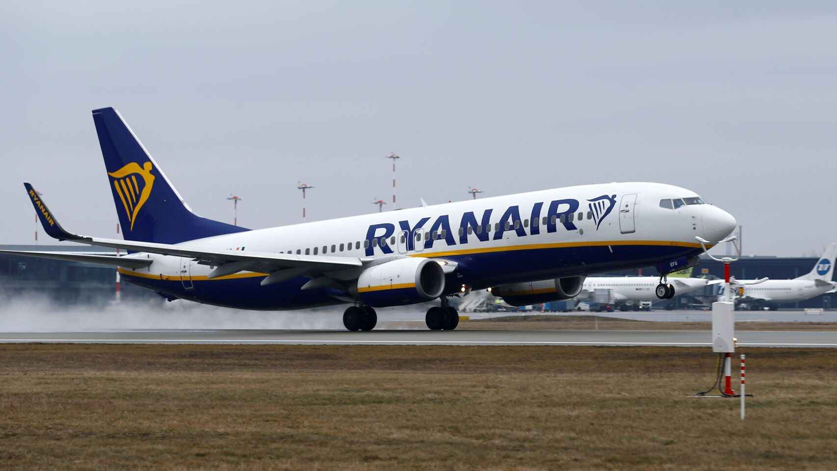 Un avión de Ryanair en imagen de archivo / RYANAIR