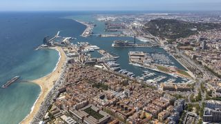 Els treballadors de Port Nou (Bergé) de Barcelona, en vaga després de patir una reducció de plantilla