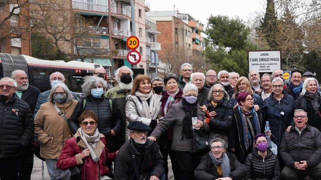 Los vecinos de Sant Andreu, en el espacio dedicado a Isabel Domínguez / EP