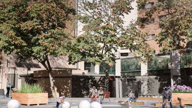 Recreación de la pacificación de dos escuelas en La Sagrera / AYUNTAMIENTO