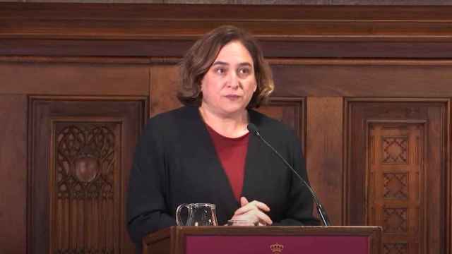 La alcaldesa de Barcelona, Ada Colau, en rueda de prensa sobre la ZBE / AYUNTAMIENTO DE BARCELONA