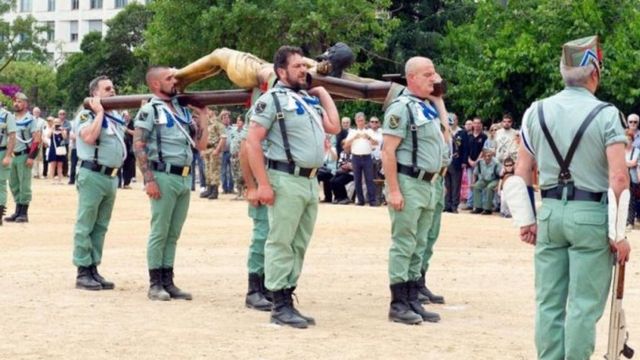 Imagen del 45 aniversario de la Hermandad de Antiguos Caballeros Legionarios de Barcelona / HACL