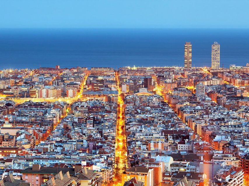 Una panoràmica de Barcelona en una imatge d'arxiu