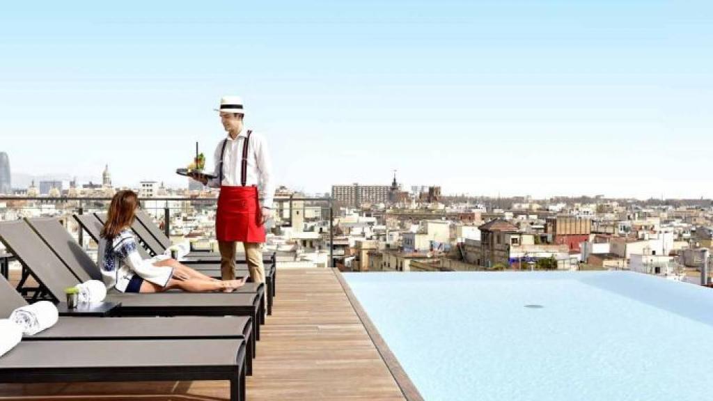 La piscina del Grand Hotel Central / GRAND HOTEL CENTRAL