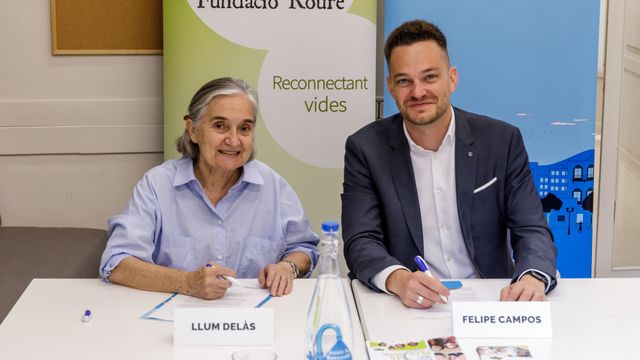 La presidenta de Fundació Roure, Llum Delàs, y el consejero delegado de Aïgues, Felipe Campos