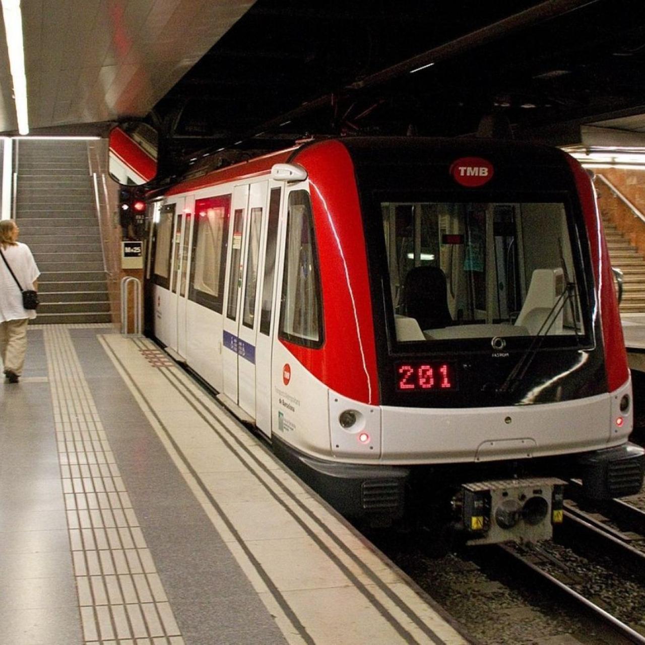 El metro de Barcelona en una imatge d'arxiu / ARXIU
