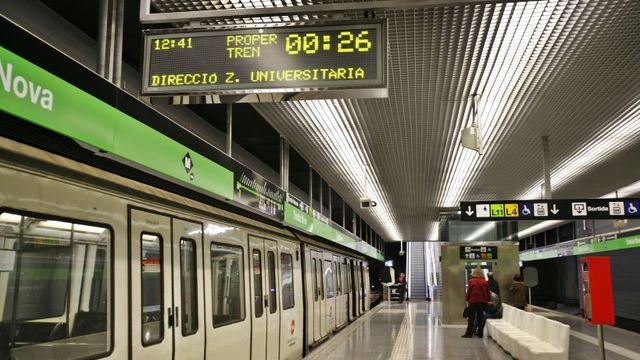 Estación de metro de la L3 / TMB