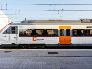Un tren de Rodalies en una imagen de archivo / RODALIES