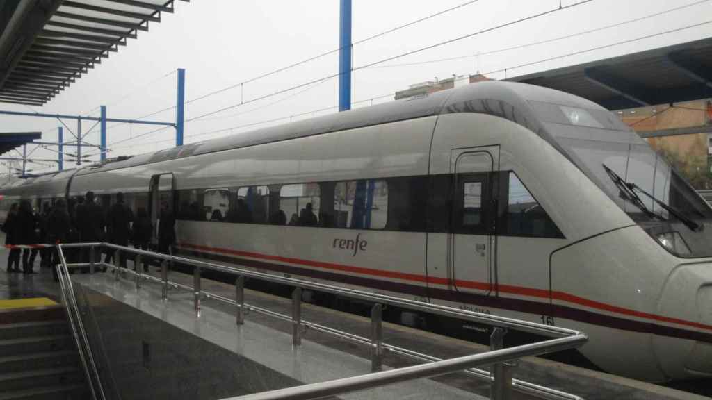 Un tren Avant de Renfe en una imatge d'arxiu / EUROPA PRESS