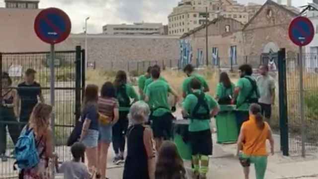 'Okupación' simbólica en el Poblenou / HABITATGE COOPERATIU POBLENOU