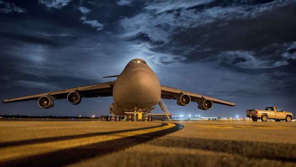 Avió en un aeropuerto