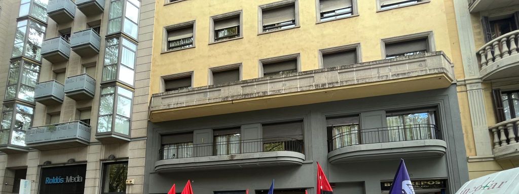 Concentració de la CGT davant la residència Bon Repòs / A.E. - METRÓPOLI