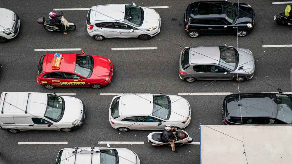 Trànsit al carrer Aragó de Barcelona