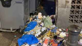 Problemas de civismo y suciedad en el Raval  / CEDIDA