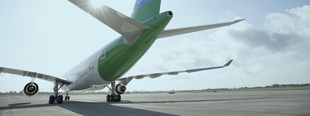Avió de Level / LEVEL