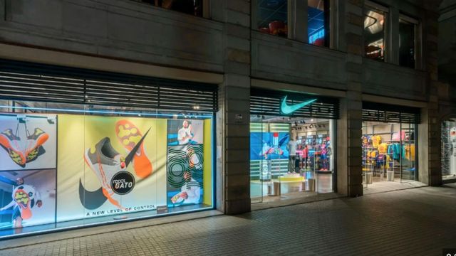 Exterior de la tienda Nike de la Rambla / NIKE