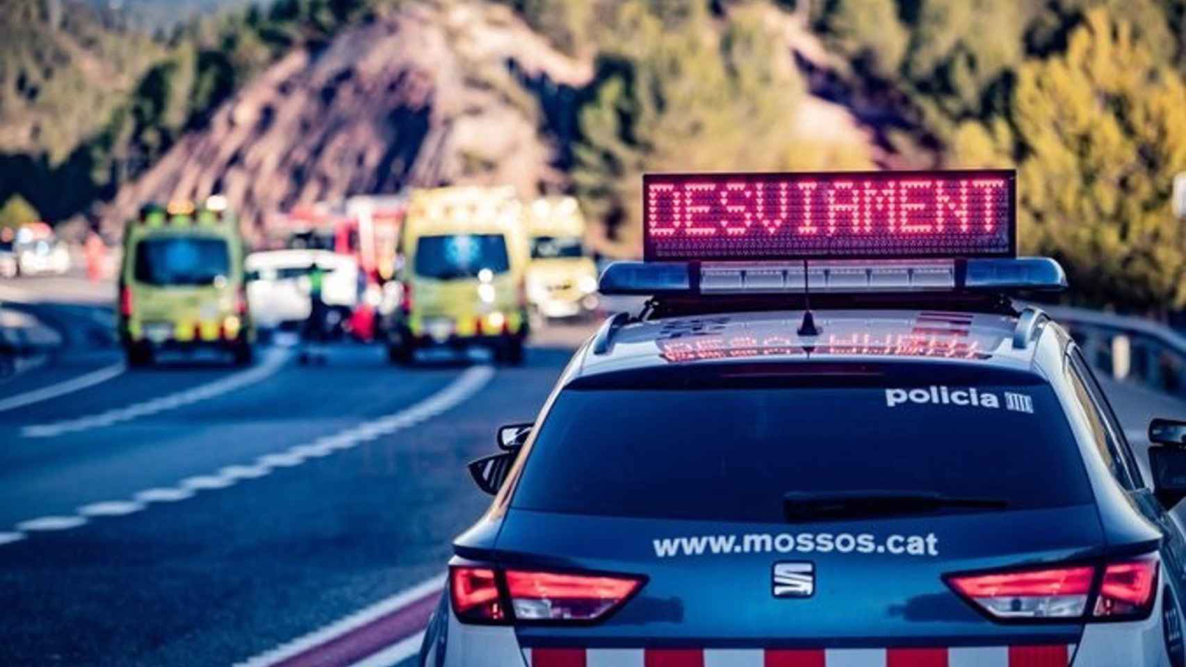 Un coche de Mossos d'Esquadra en una imagen de archivo / @TRANSIT