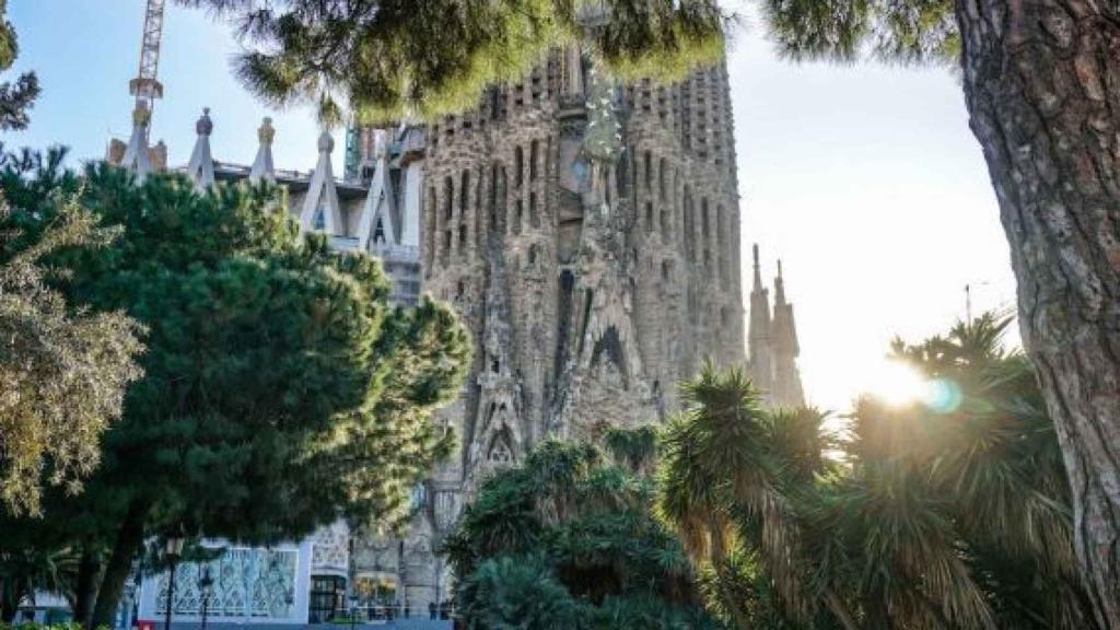 Vista de la fachada de la Sagrada Familia PEXELS_570x340