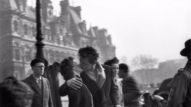 Le baiser de l'Hotel de Ville / EUROPA PRESS