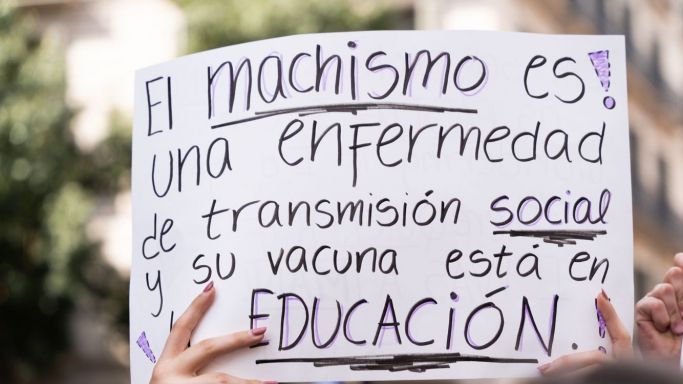 Una pancarta del 8M de 2023 / LUIS MIGUEL AÑÓN - METRÓPOLI