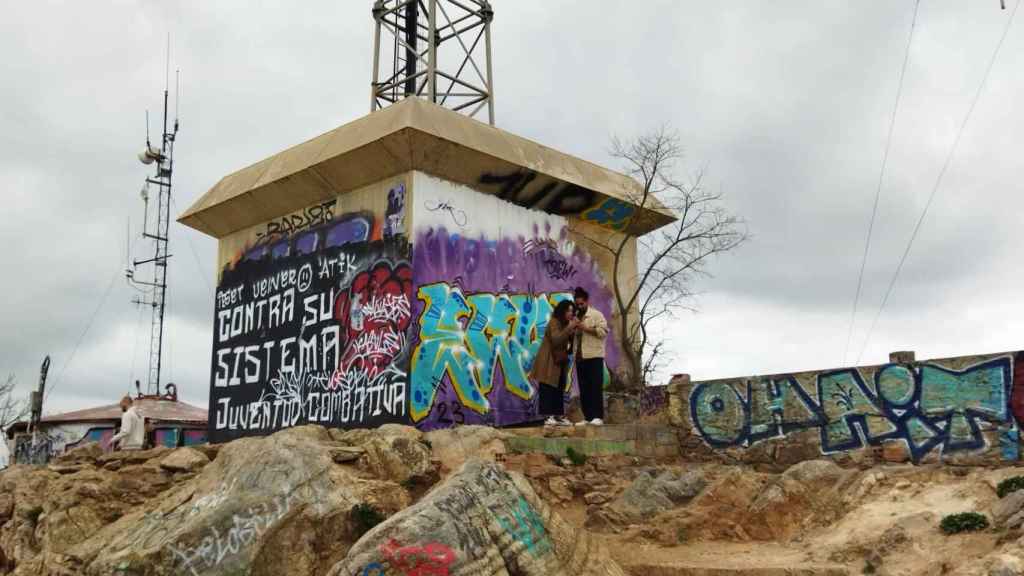 Els búnquers del Carmel amb grafits / VALENTS