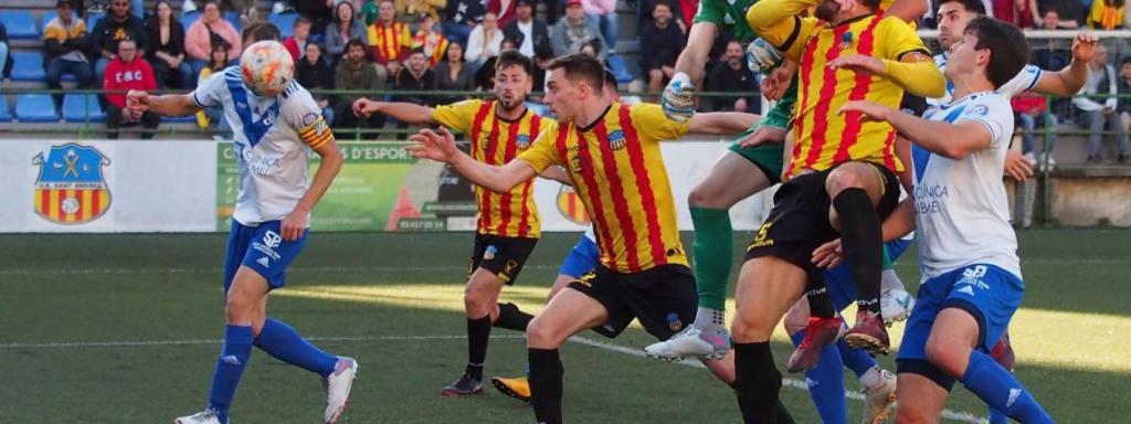 Derbi que ha enfrentado al Europa con el Sant Andreu / UE SANT ANDREU