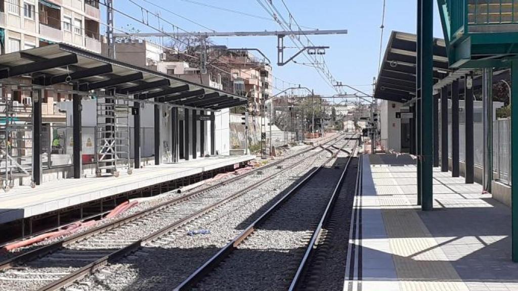 Estació provisional de Sant Feliu de Llobregat / ADIF