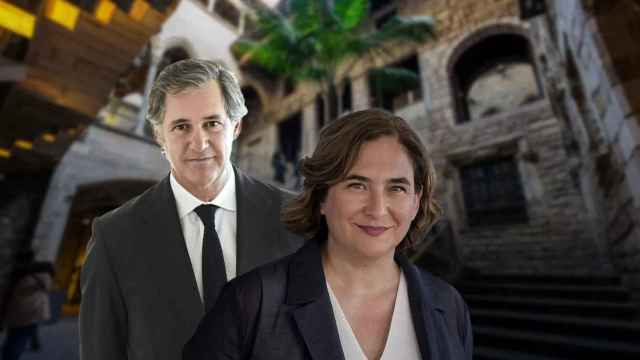 José Manuel Entrecanales y Ada Colau, con el Museu Picasso de fondo / FOTOMONTAJE METRÓPOLI