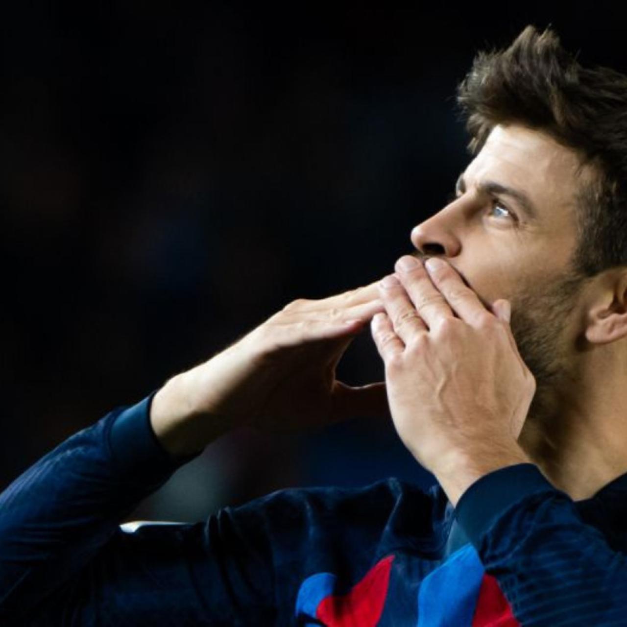 Gerard Piqué en el seu comiat del FCB al Camp Nou / LUIS MIGUEL AÑÓN