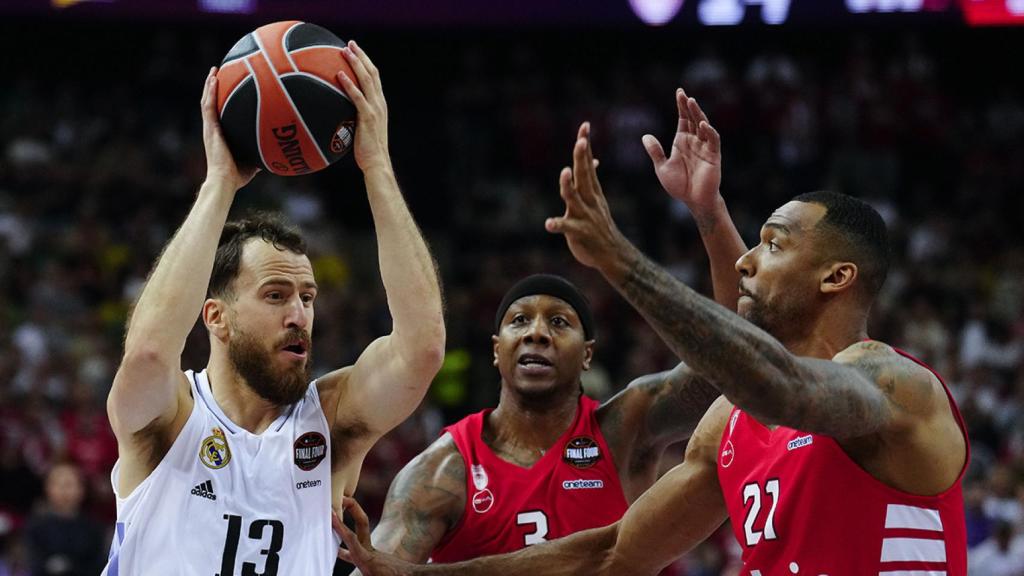 Sergio Rodríguez intenta superar la marca del Olympiacos / EFE