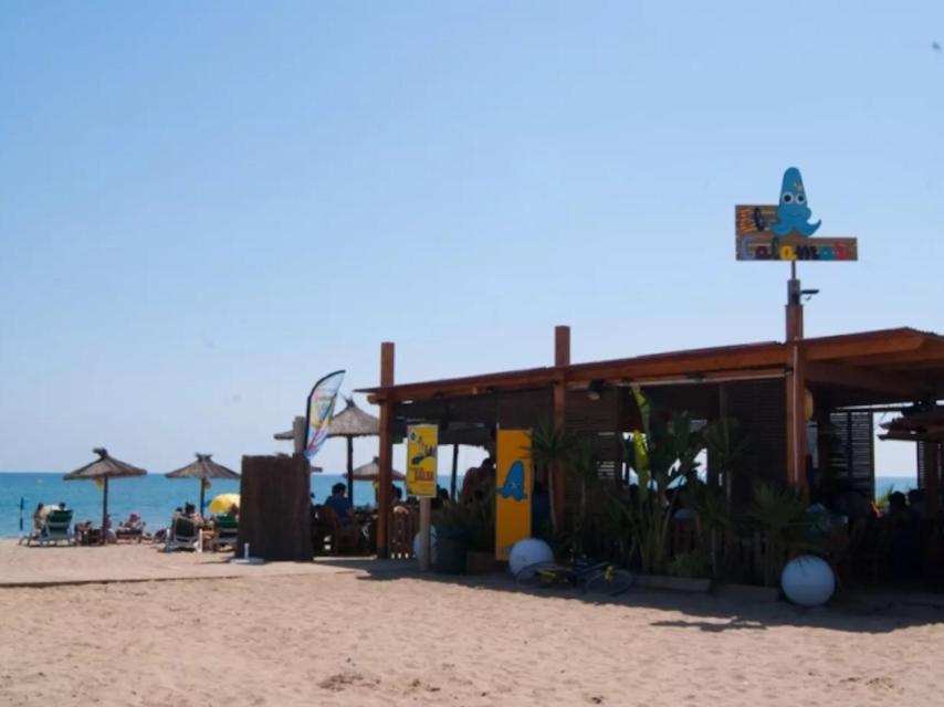 Xiringuito El Calamar d'El Prat de Llobregat / EL CALAMAR