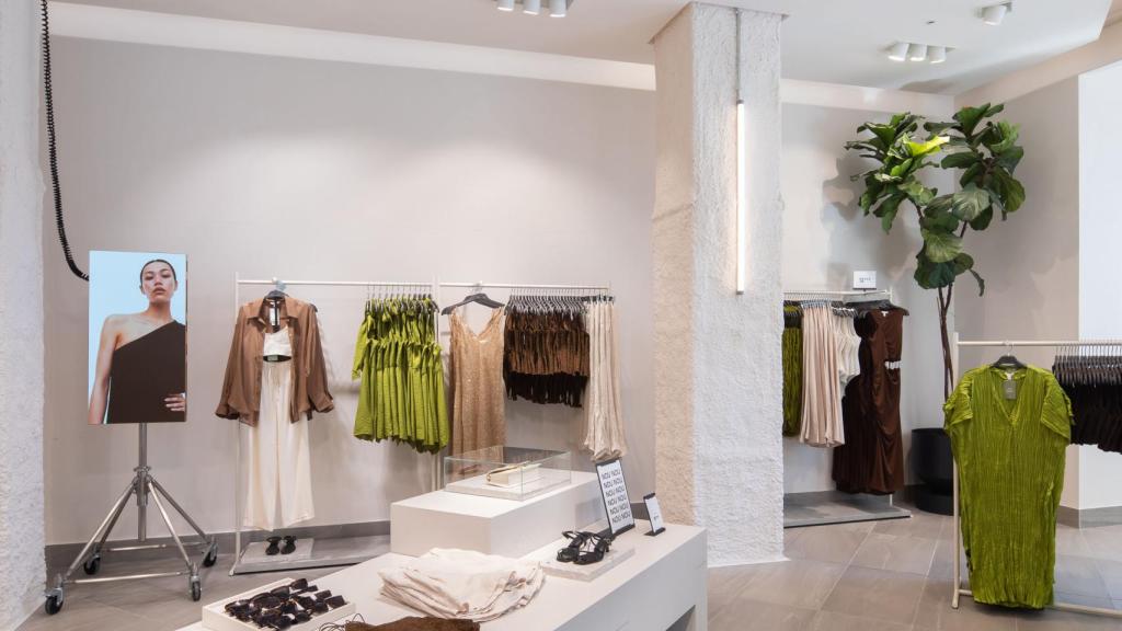 Reapertura de la tienda H&M de Passeig de Gràcia (Barcelona) / CEDIDA (©alvarovaldecantos)