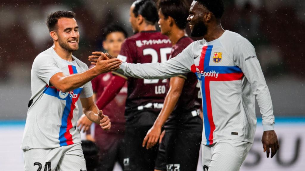 Éric García celebra su gol al Vissel Kobe