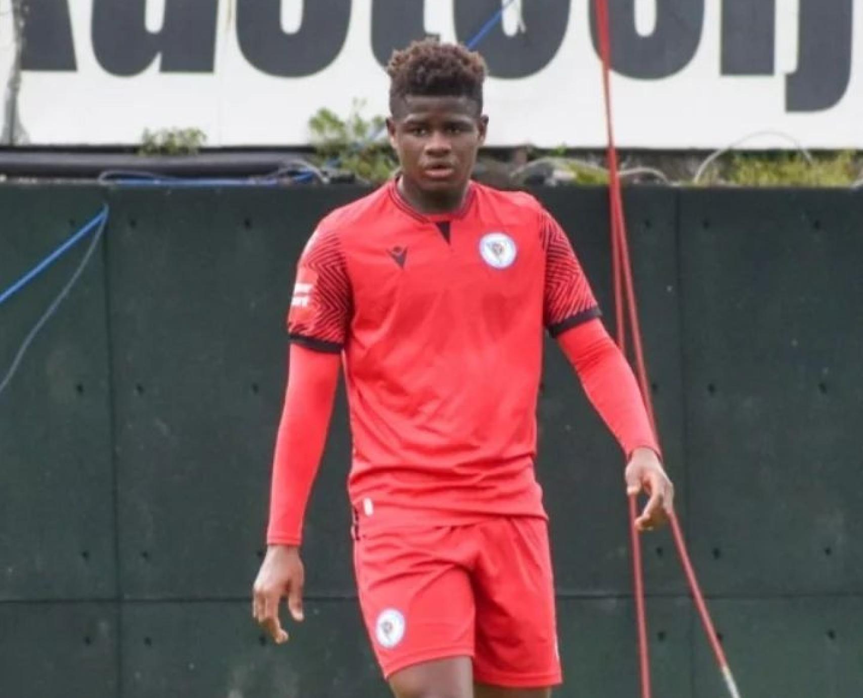 Mikayil Faye, en un encuentro con el NK Kustosija