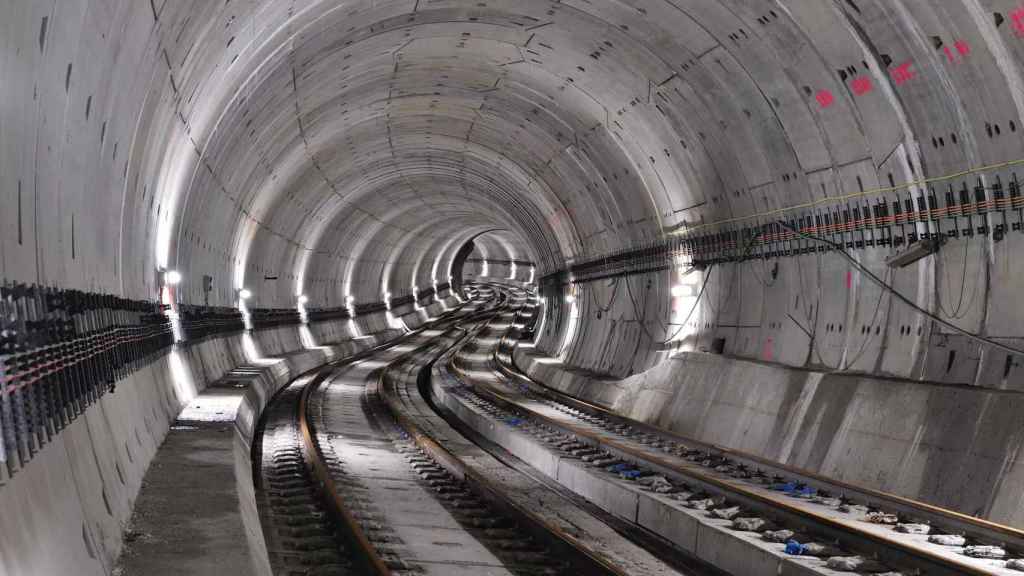 Ampliació de la línia de metro L9 /