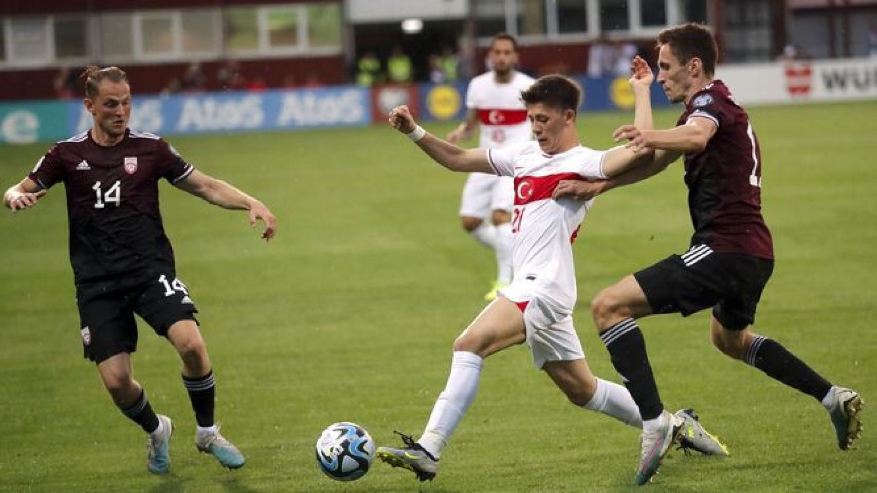 Arda Güler vs Letonia