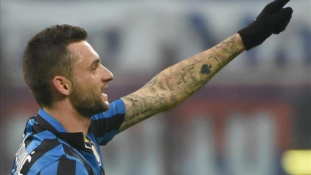 Brozovic celebrando un gol con el Inter