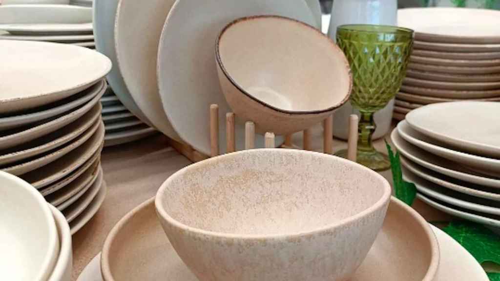 Una vaixella de ceràmica en una imatge d'arxiu